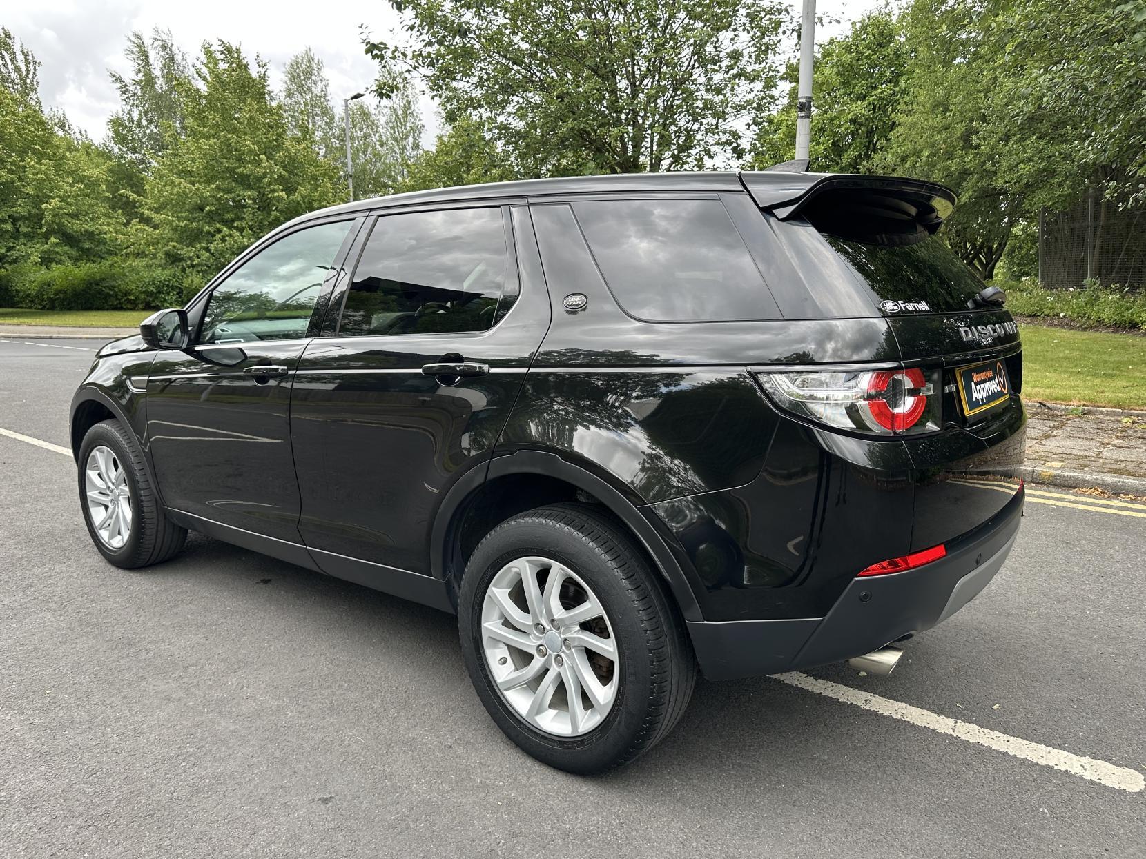 Land Rover Discovery Sport 2.0 TD4 SE Tech SUV 5dr Diesel Auto 4WD Euro 6 (s/s) (180 ps)