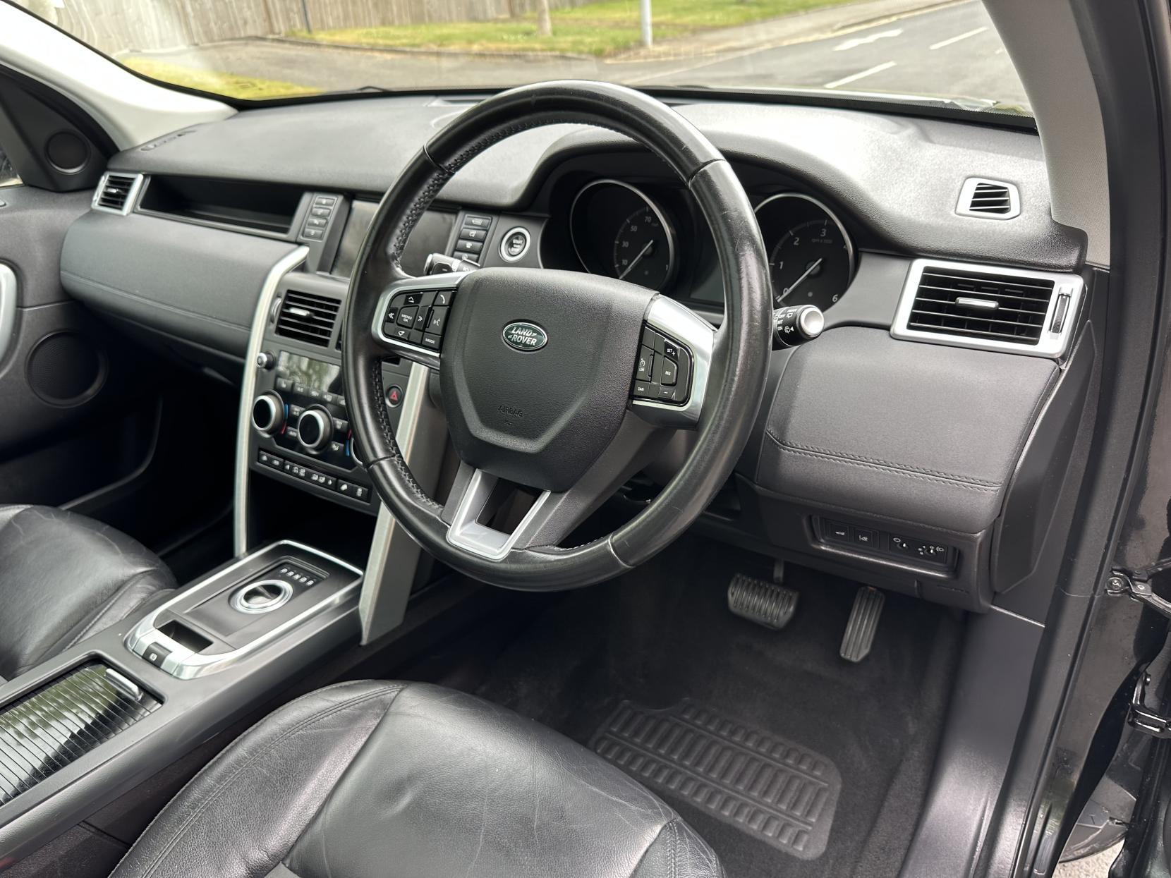 Land Rover Discovery Sport 2.0 TD4 SE Tech SUV 5dr Diesel Auto 4WD Euro 6 (s/s) (180 ps)