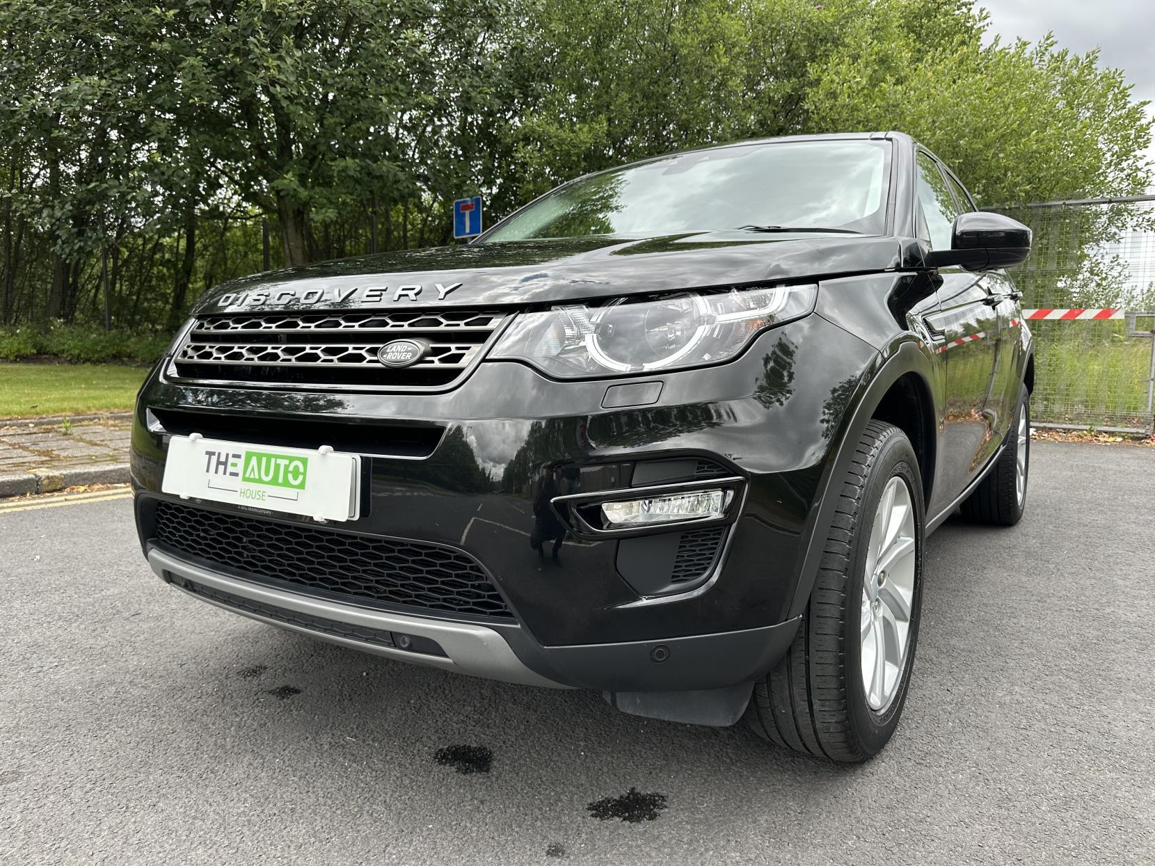 Land Rover Discovery Sport 2.0 TD4 SE Tech SUV 5dr Diesel Auto 4WD Euro 6 (s/s) (180 ps)