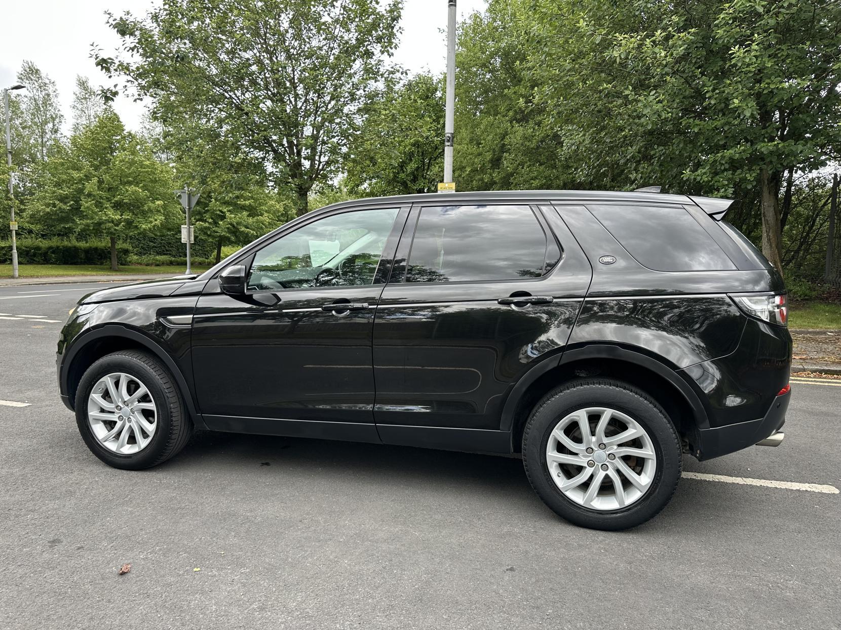 Land Rover Discovery Sport 2.0 TD4 SE Tech SUV 5dr Diesel Auto 4WD Euro 6 (s/s) (180 ps)