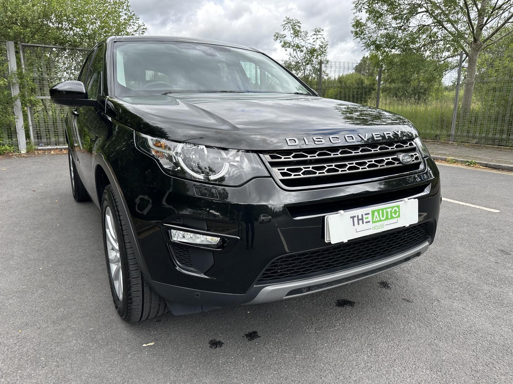 Land Rover Discovery Sport 2.0 TD4 SE Tech SUV 5dr Diesel Auto 4WD Euro 6 (s/s) (180 ps)