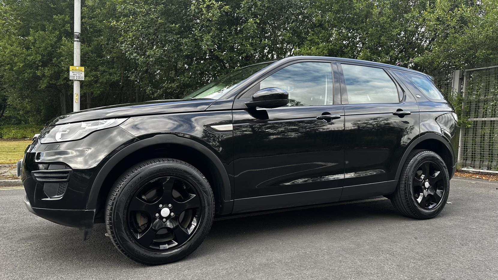 Land Rover Discovery Sport 2.0 TD4 SE SUV 5dr Diesel Manual 4WD Euro 6 (s/s) (5 Seat) (150 ps)