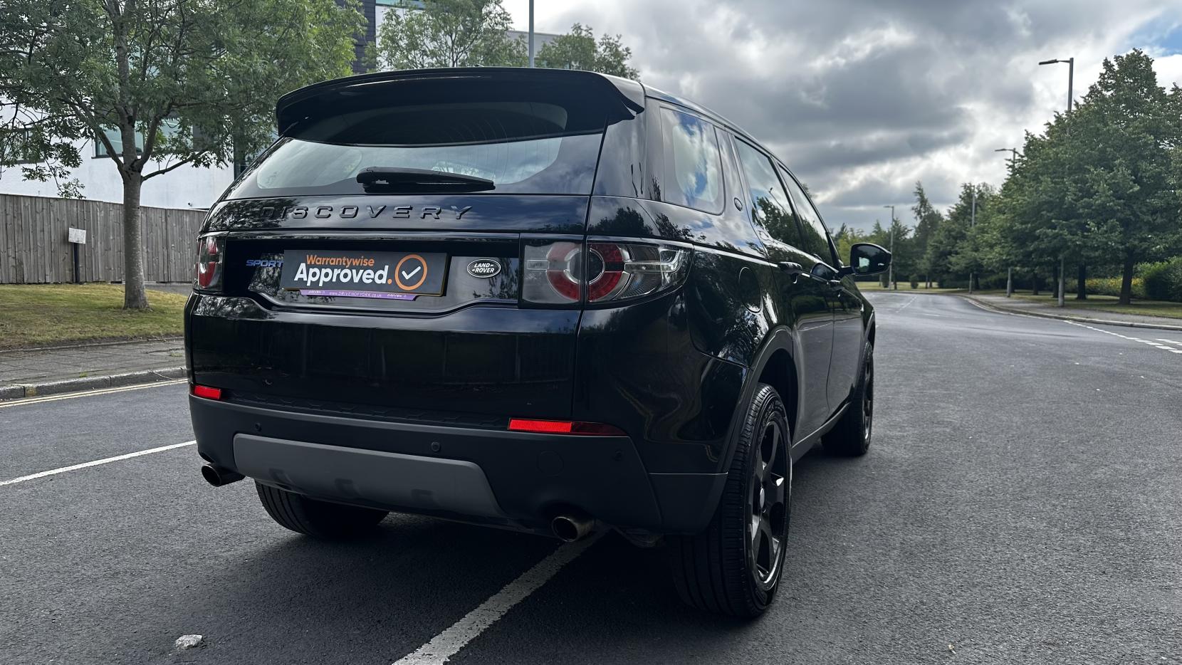 Land Rover Discovery Sport 2.0 TD4 SE SUV 5dr Diesel Manual 4WD Euro 6 (s/s) (5 Seat) (150 ps)