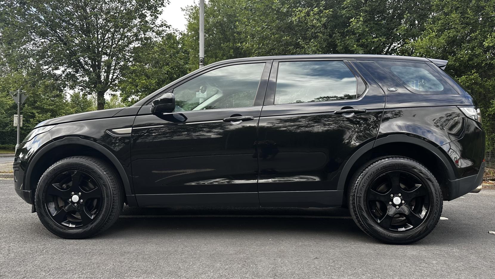 Land Rover Discovery Sport 2.0 TD4 SE SUV 5dr Diesel Manual 4WD Euro 6 (s/s) (5 Seat) (150 ps)