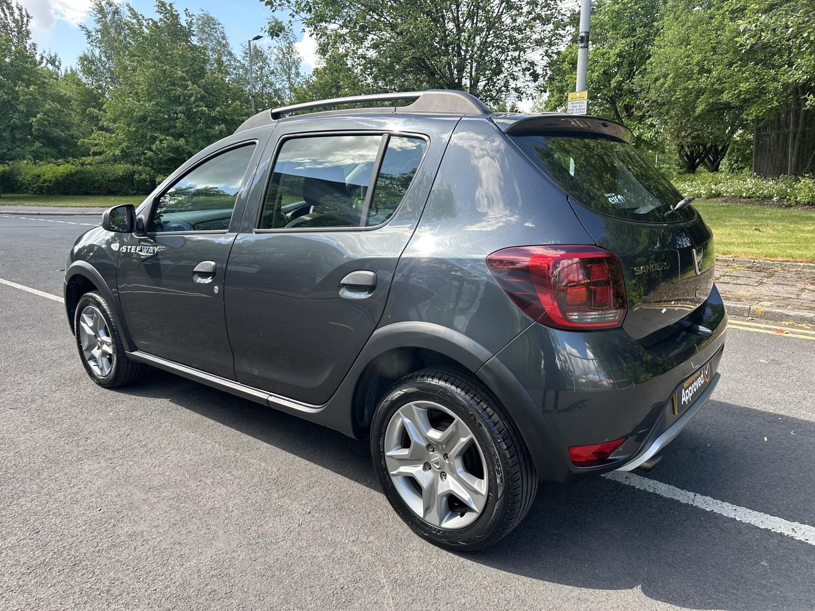 Dacia Sandero Stepway 0.9 TCe Essential Hatchback 5dr Petrol Manual Euro 6 (s/s) (90 ps)