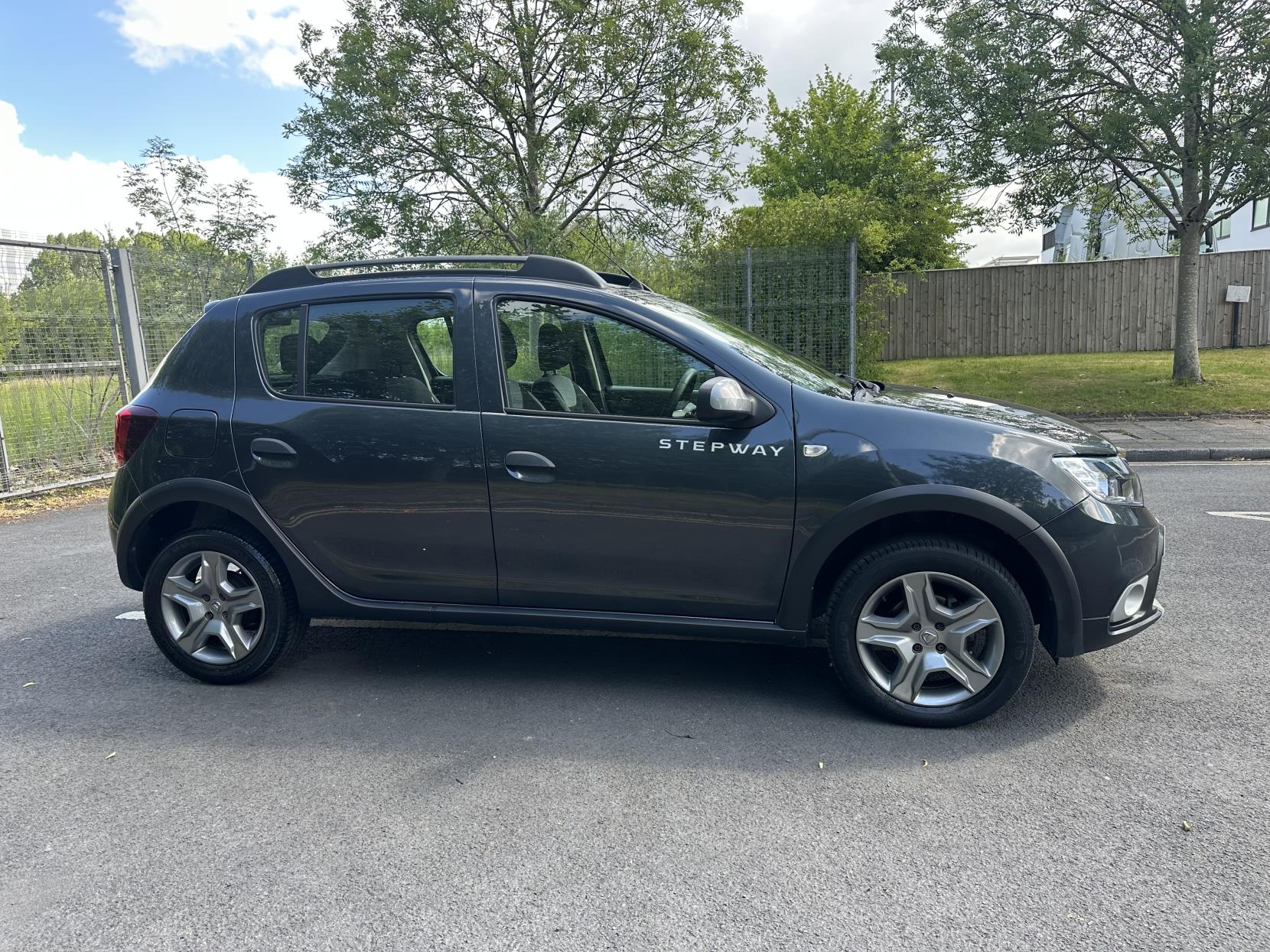 Dacia Sandero Stepway 0.9 TCe Essential Hatchback 5dr Petrol Manual Euro 6 (s/s) (90 ps)