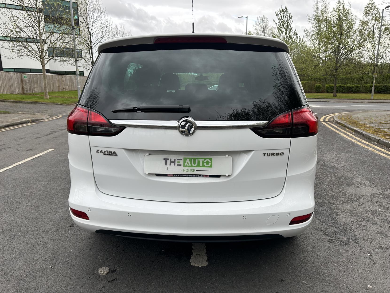 Vauxhall Zafira Tourer 1.4i Turbo SRi MPV 5dr Petrol Manual Euro 6 (140 ps)