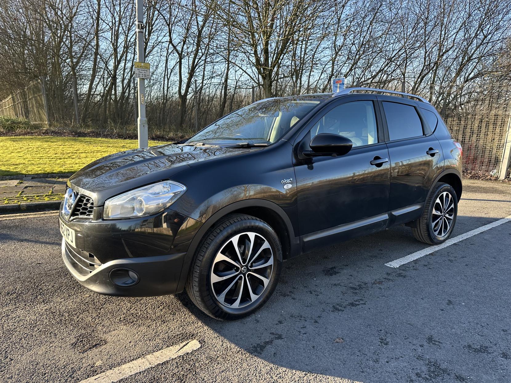 Nissan Qashqai 1.5 dCi n-tec+ SUV 5dr Diesel Manual 2WD Euro 5 (110 ps)