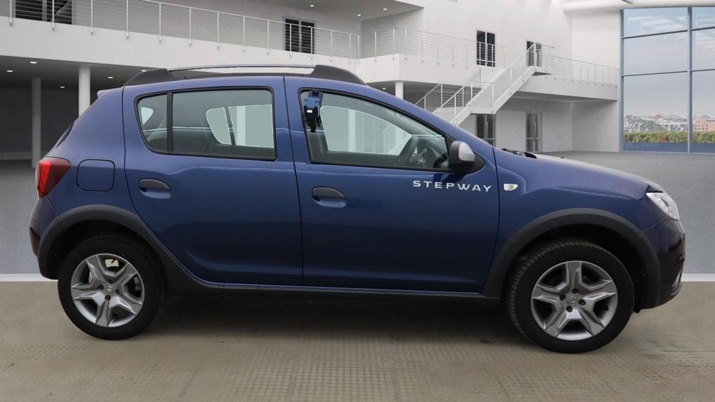 Dacia Sandero Stepway 0.9 TCe Comfort Hatchback 5dr Petrol Manual Euro 6 (s/s) (90 ps)