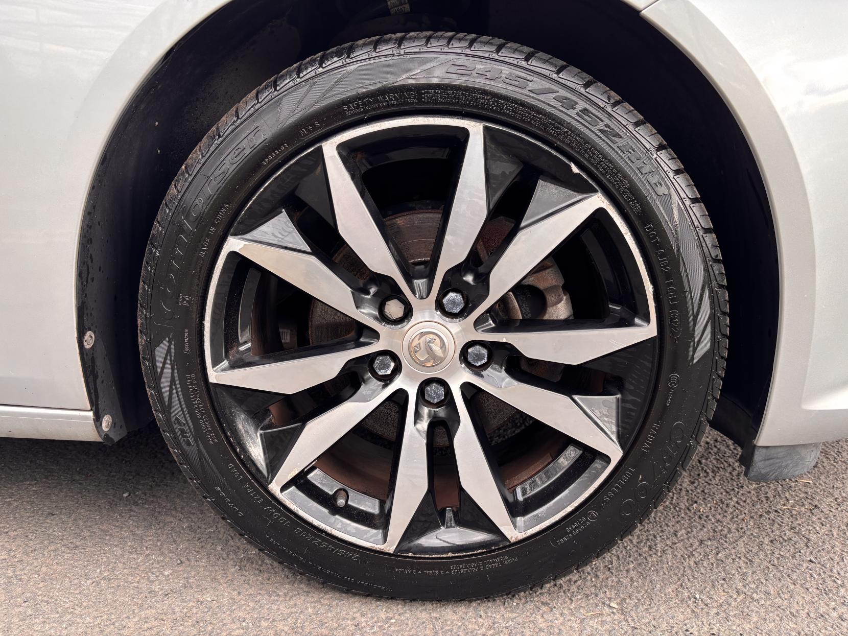 Vauxhall Insignia 1.5i Turbo SRi Nav Grand Sport 5dr Petrol Manual Euro 6 (s/s) (165 ps)