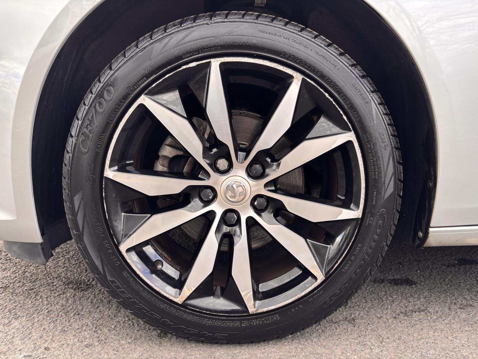 Vauxhall Insignia 1.5i Turbo SRi Nav Grand Sport 5dr Petrol Manual Euro 6 (s/s) (165 ps)