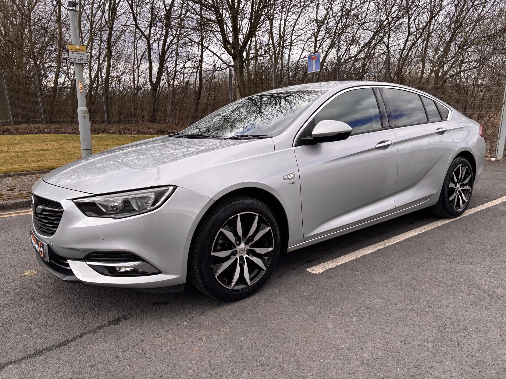 Vauxhall Insignia 1.5i Turbo SRi Nav Grand Sport 5dr Petrol Manual Euro 6 (s/s) (165 ps)