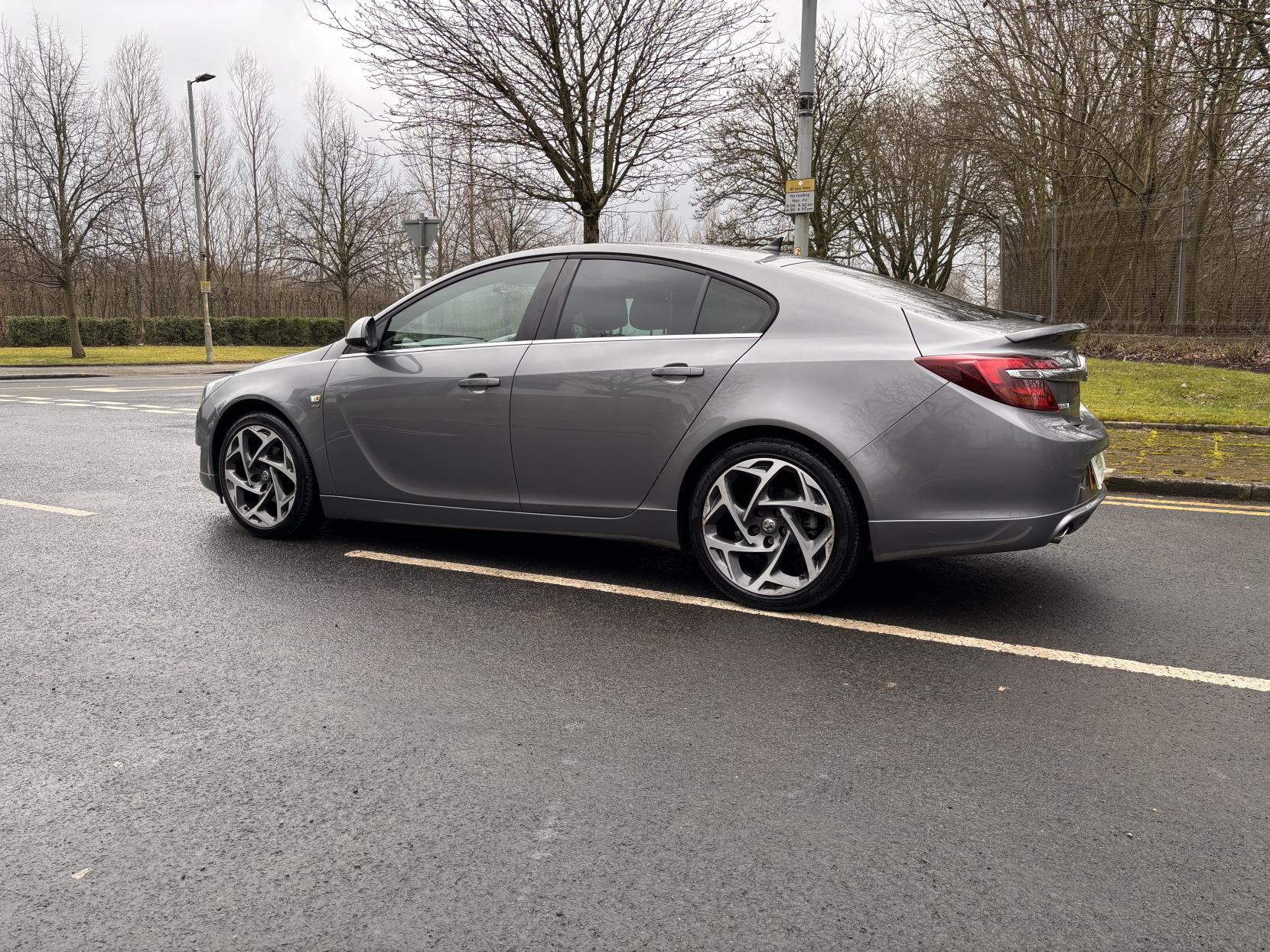 Vauxhall Insignia 1.6 CDTi SRi VX Line Nav Hatchback 5dr Diesel Manual Euro 6 (s/s) (136 ps)