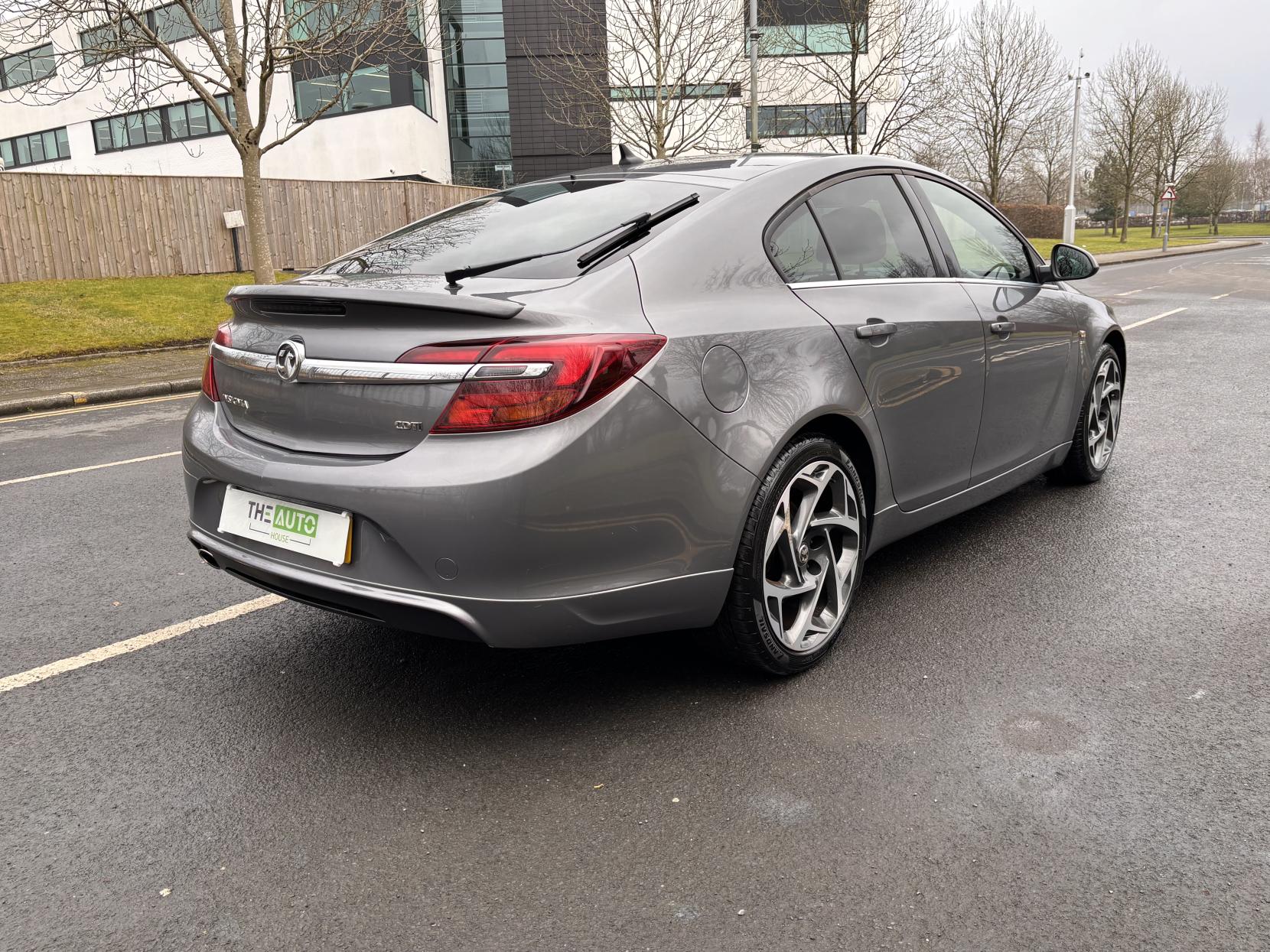 Vauxhall Insignia 1.6 CDTi SRi VX Line Nav Hatchback 5dr Diesel Manual Euro 6 (s/s) (136 ps)