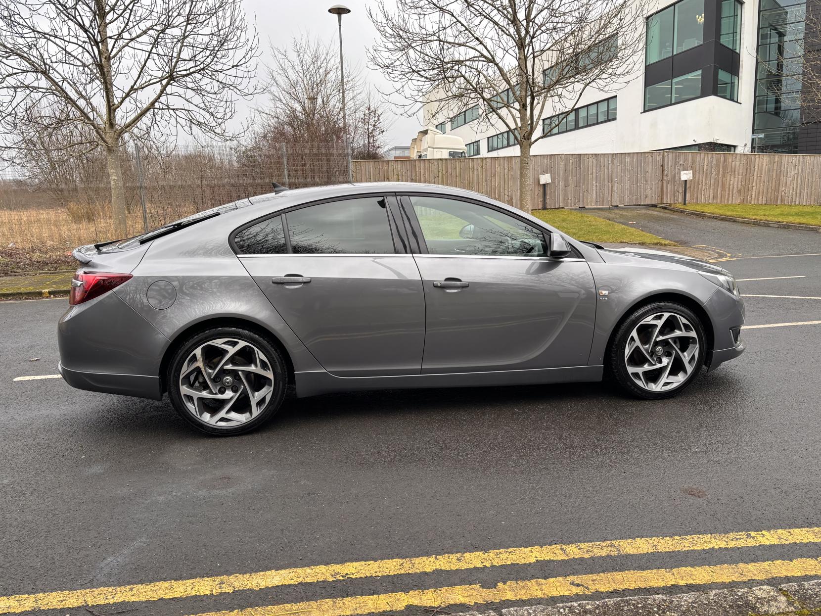 Vauxhall Insignia 1.6 CDTi SRi VX Line Nav Hatchback 5dr Diesel Manual Euro 6 (s/s) (136 ps)