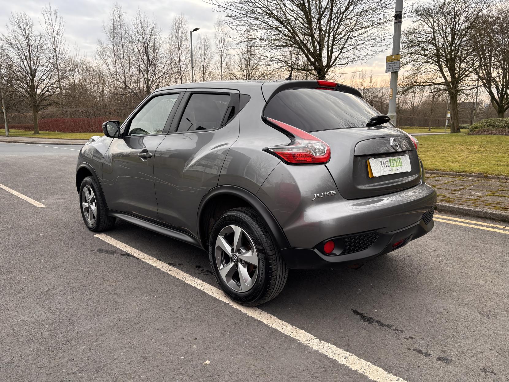 Nissan Juke 1.6 Acenta SUV 5dr Petrol Manual Euro 6 (112 ps)