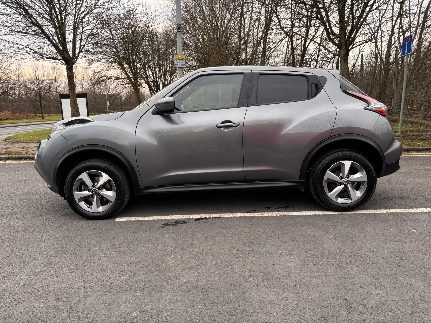 Nissan Juke 1.6 Acenta SUV 5dr Petrol Manual Euro 6 (112 ps)