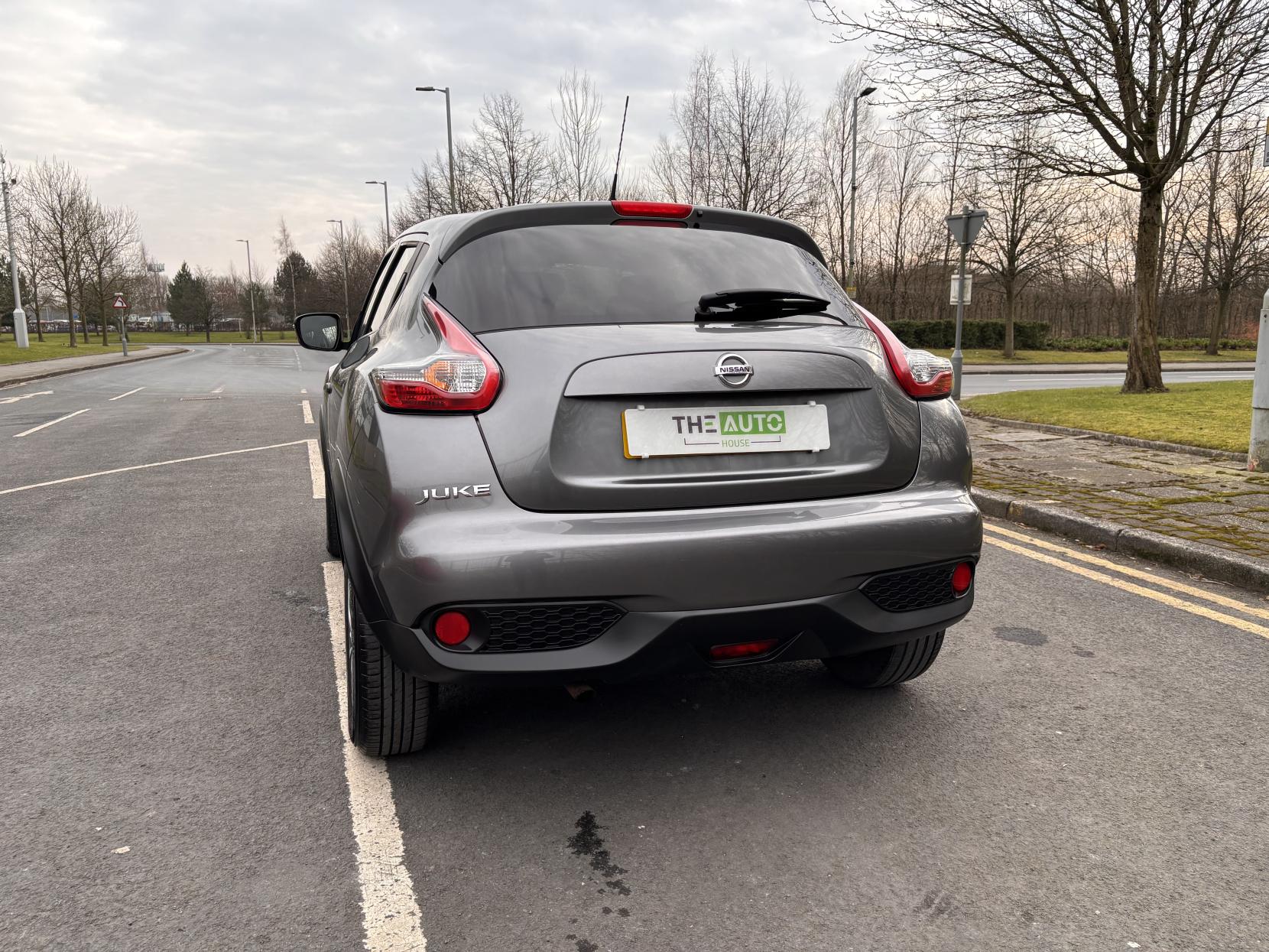 Nissan Juke 1.6 Acenta SUV 5dr Petrol Manual Euro 6 (112 ps)