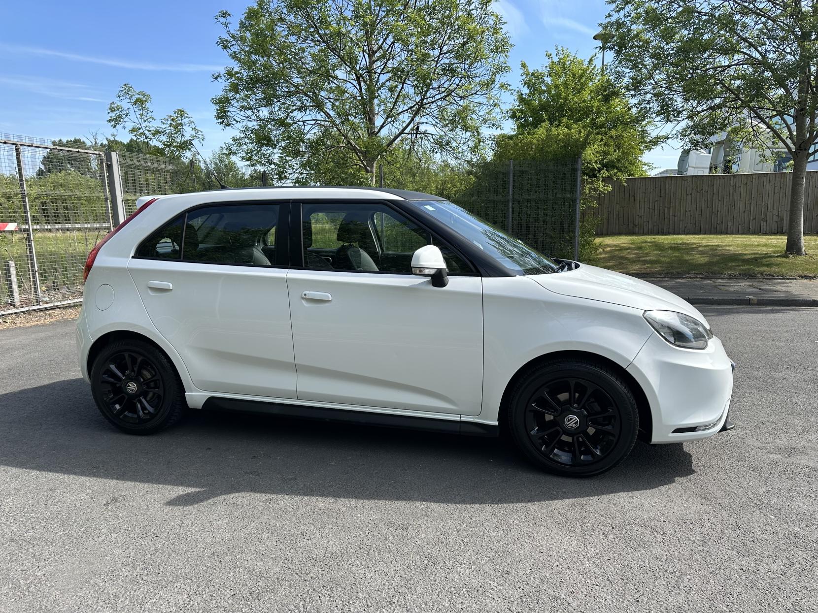 MG MG3 1.5 VTi-TECH 3Style+ Hatchback 5dr Petrol Manual Euro 6 (s/s) (106 ps)