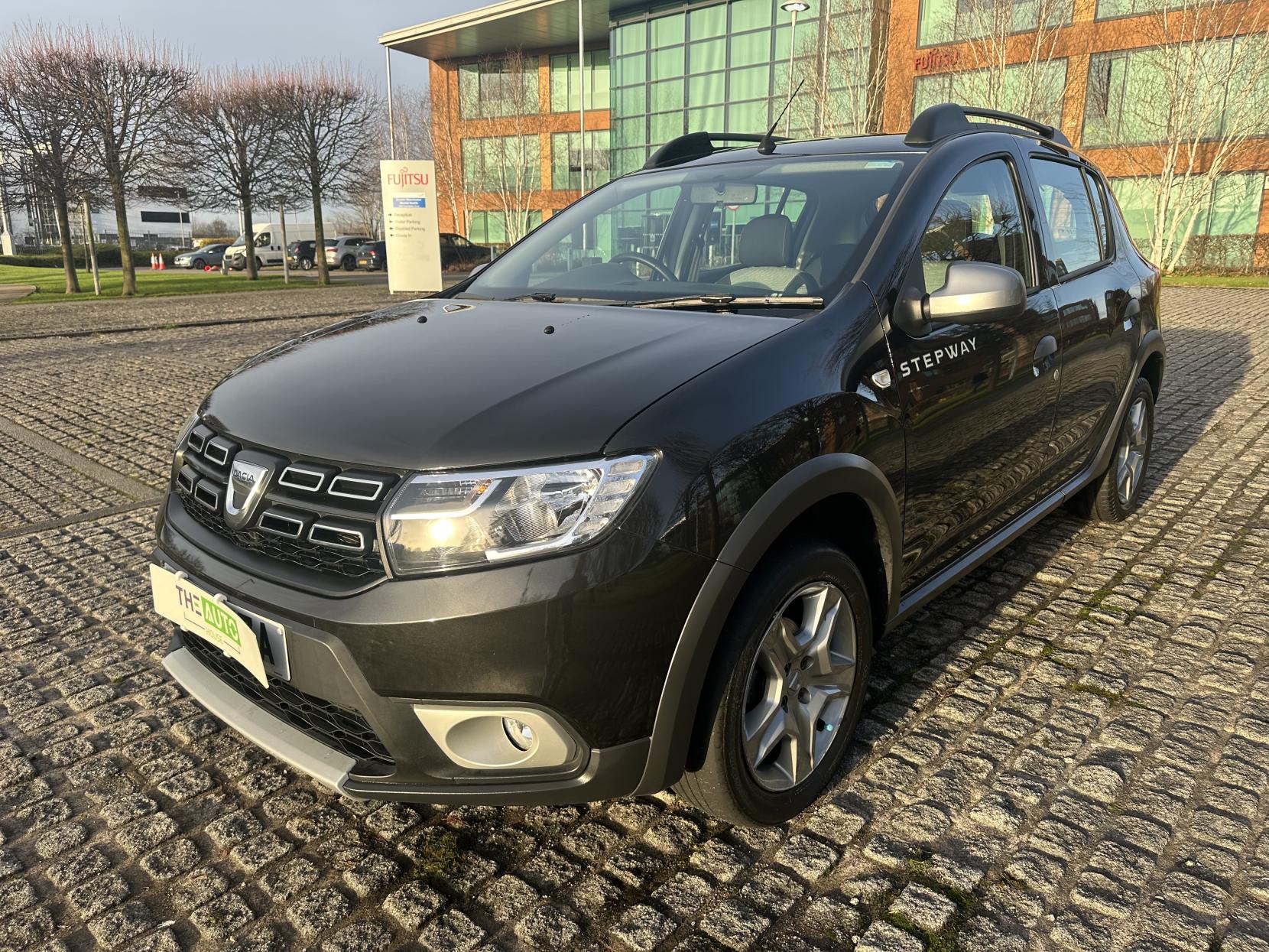 Dacia Sandero Stepway 1.5 dCi Laureate Hatchback 5dr Diesel Manual Euro 6 (s/s) (90 ps)