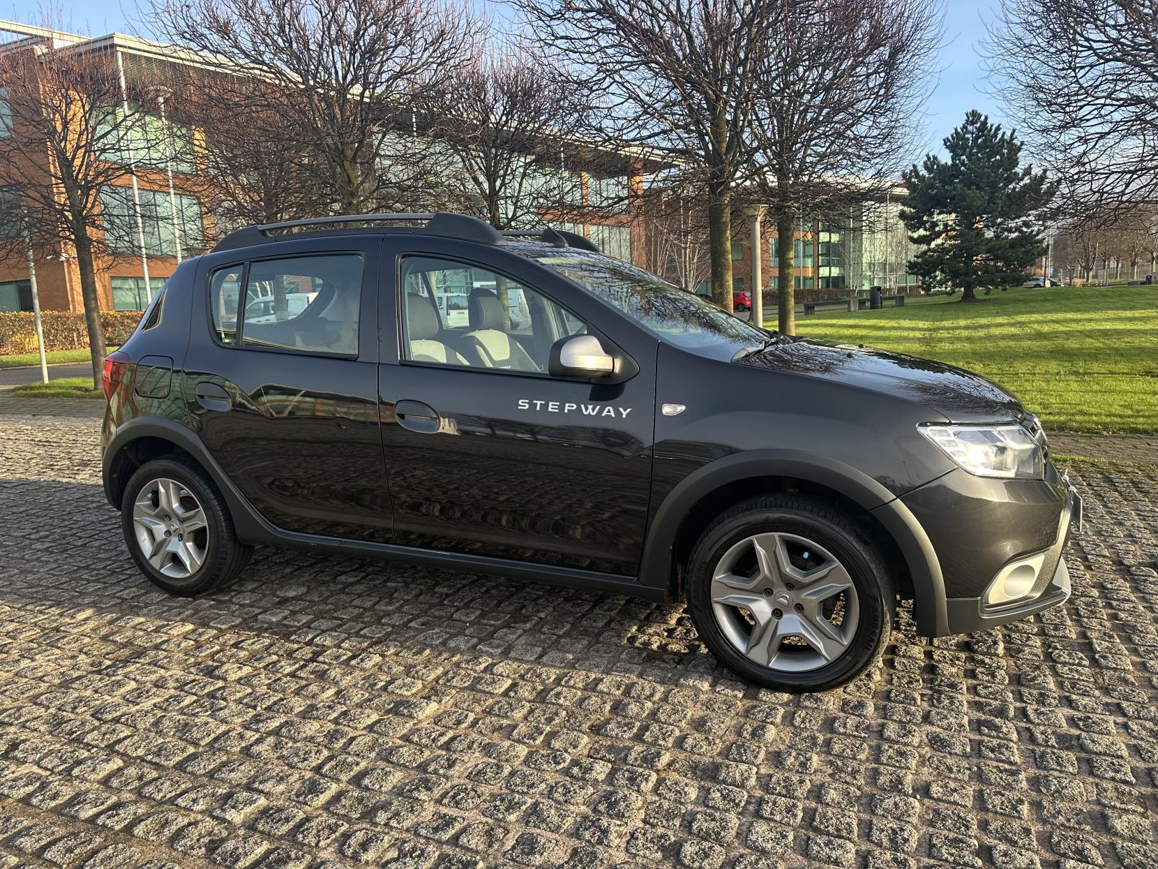 Dacia Sandero Stepway 1.5 dCi Laureate Hatchback 5dr Diesel Manual Euro 6 (s/s) (90 ps)