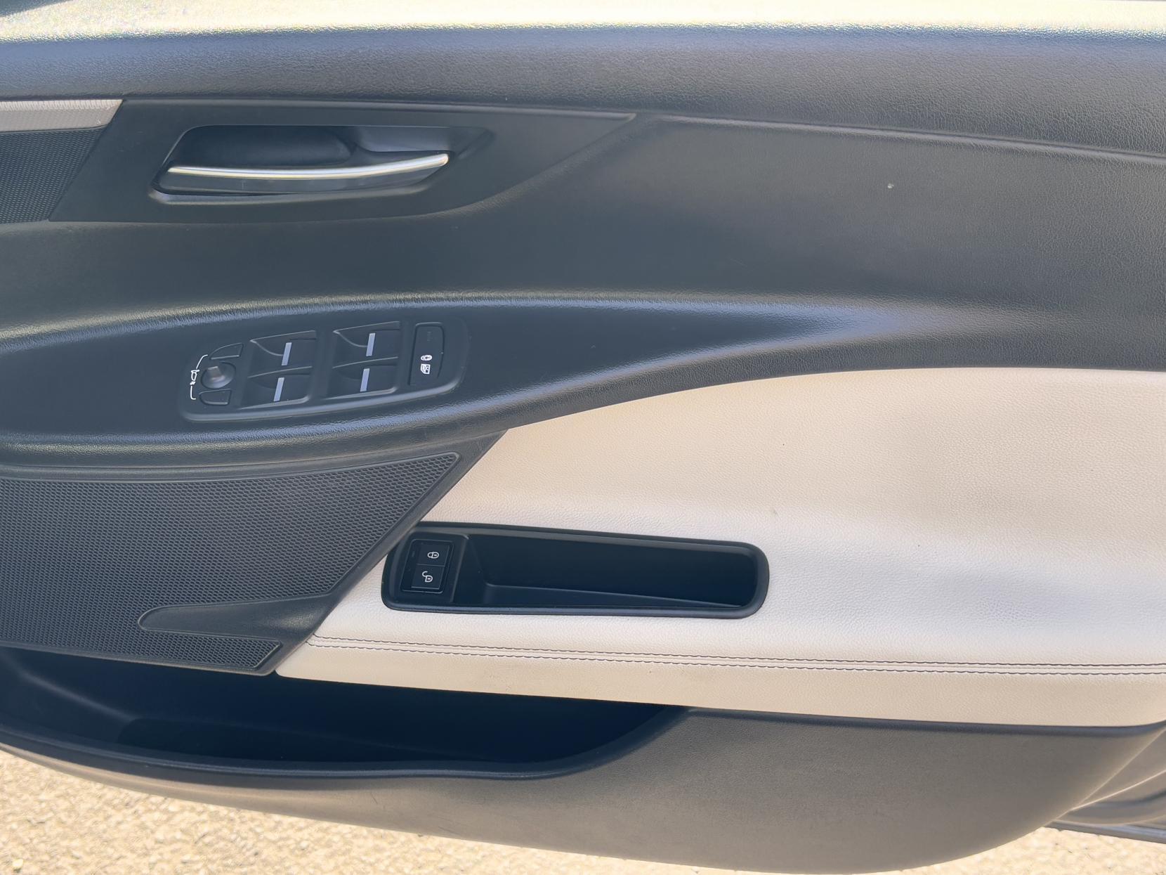 Jaguar XE 2.0 R-Sport Saloon (2014 - 2020)