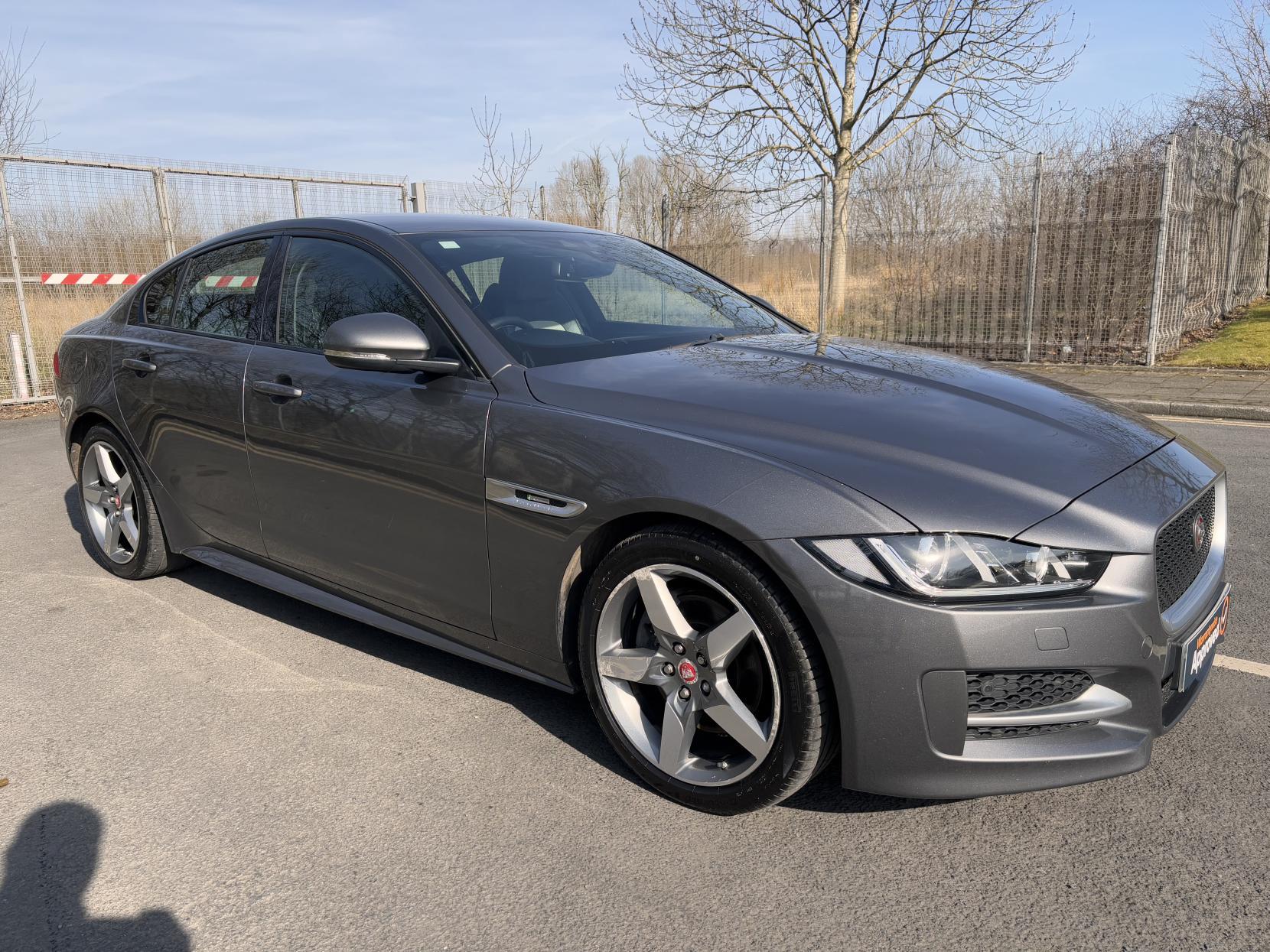 Jaguar XE 2.0d R-Sport Saloon 4dr Diesel Auto Euro 6 (s/s) (180 ps)
