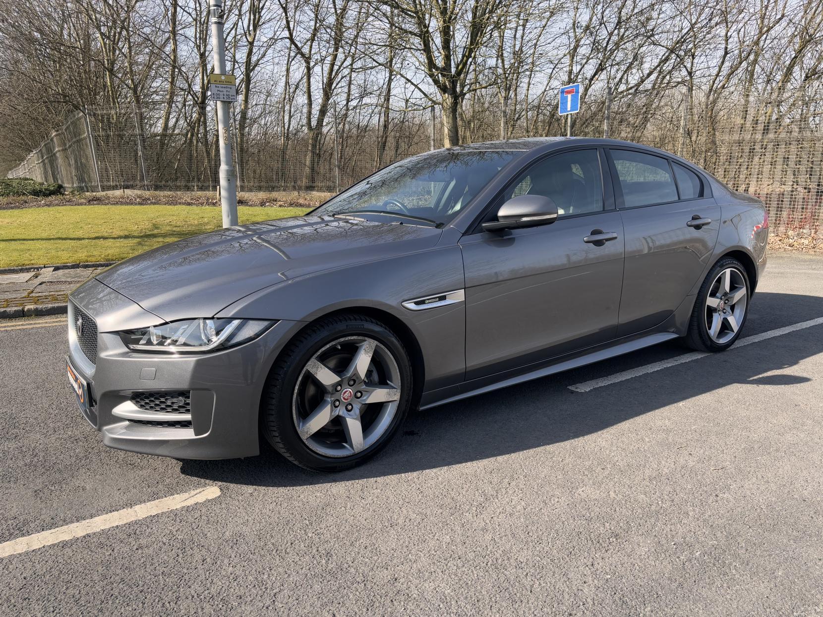 Jaguar XE 2.0d R-Sport Saloon 4dr Diesel Auto Euro 6 (s/s) (180 ps)