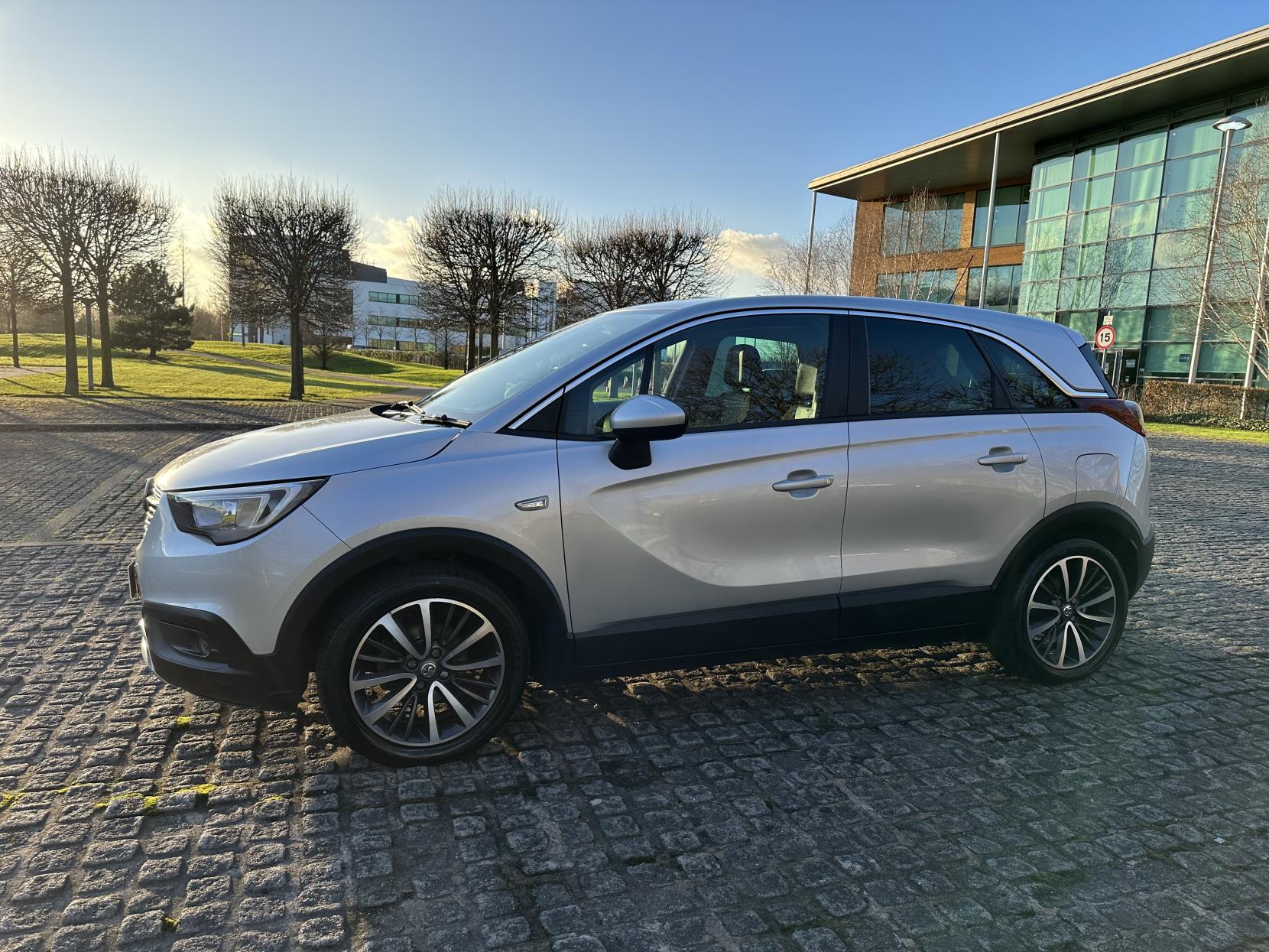 Vauxhall Crossland X 1.2 Elite SUV 5dr Petrol Manual Euro 6 (83 ps)