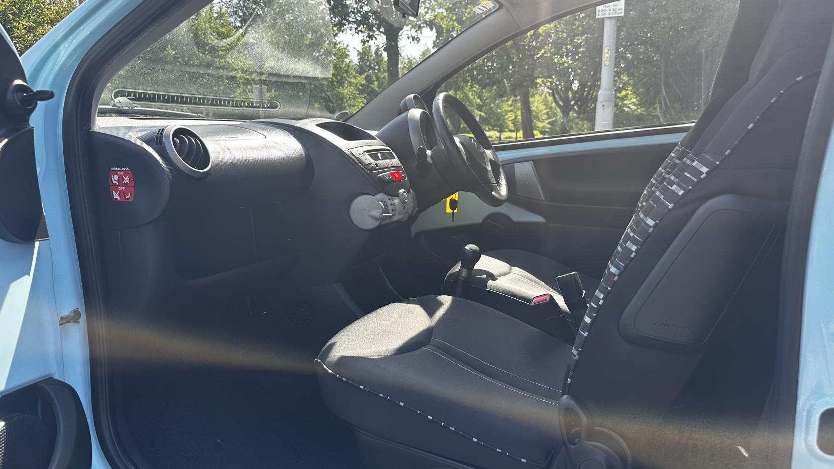 Citroen C1 1.0i Edition Hatchback 3dr Petrol Manual Euro 5 (68 ps)