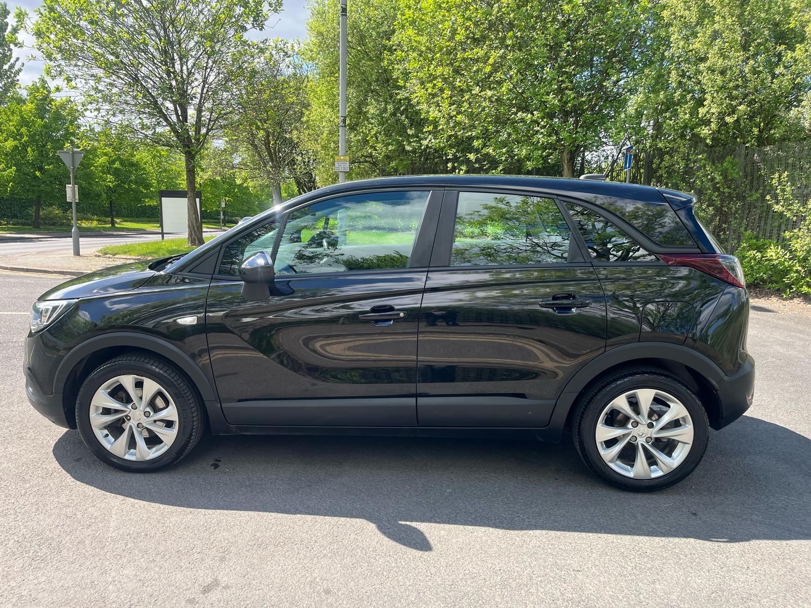 Vauxhall Crossland X 1.2 Turbo ecoTEC GPF SE SUV 5dr Petrol Manual Euro 6 (s/s) (110 ps)