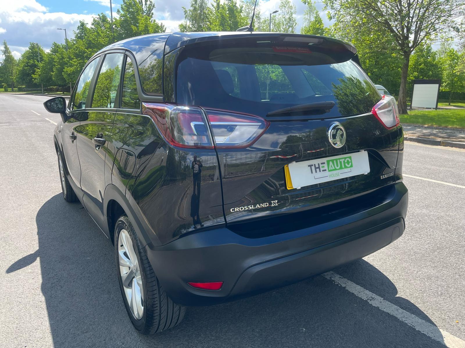 Vauxhall Crossland X 1.2 Turbo ecoTEC GPF SE SUV 5dr Petrol Manual Euro 6 (s/s) (110 ps)