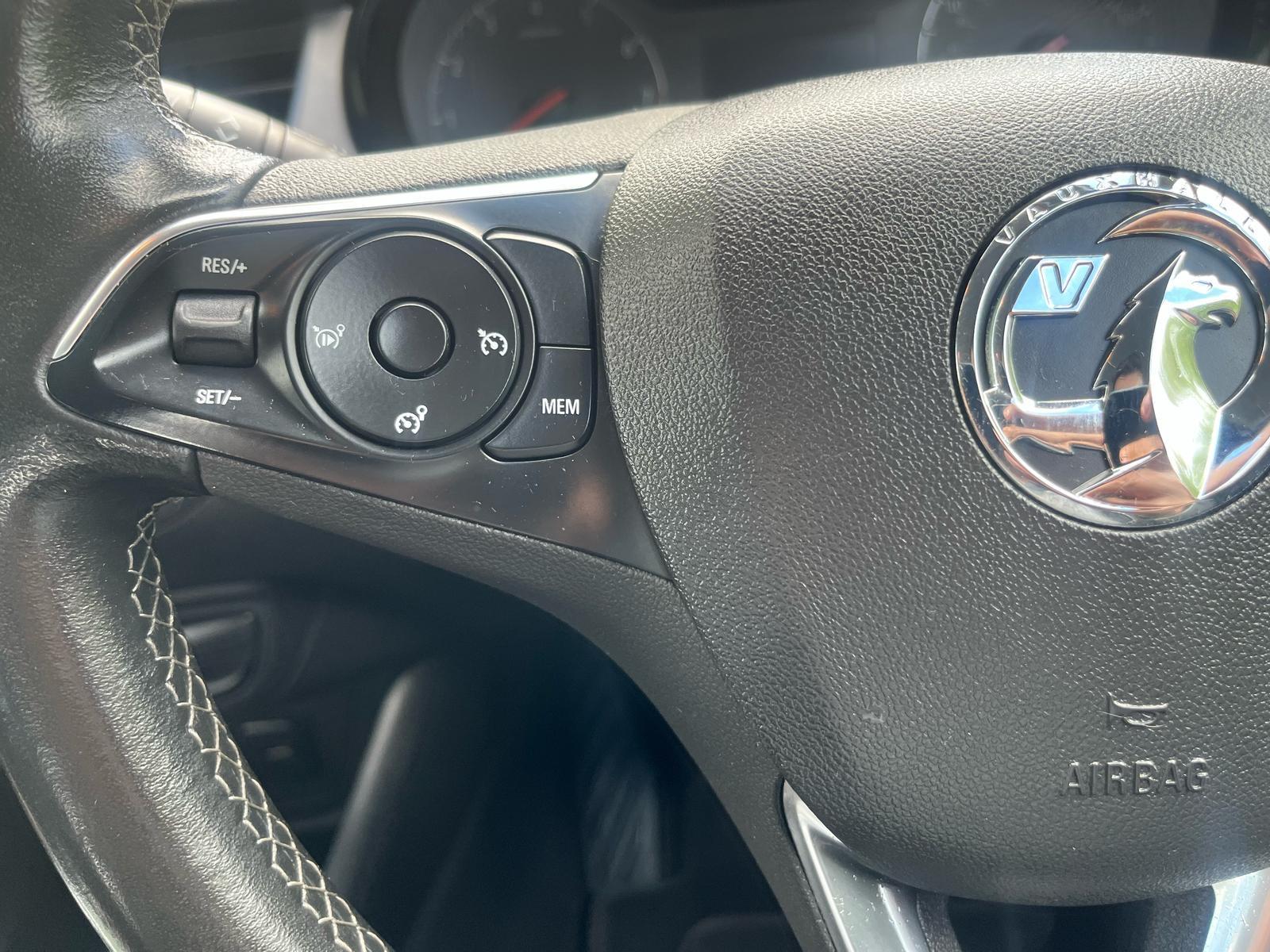 Vauxhall Crossland X 1.2 Turbo ecoTEC GPF SE SUV 5dr Petrol Manual Euro 6 (s/s) (110 ps)