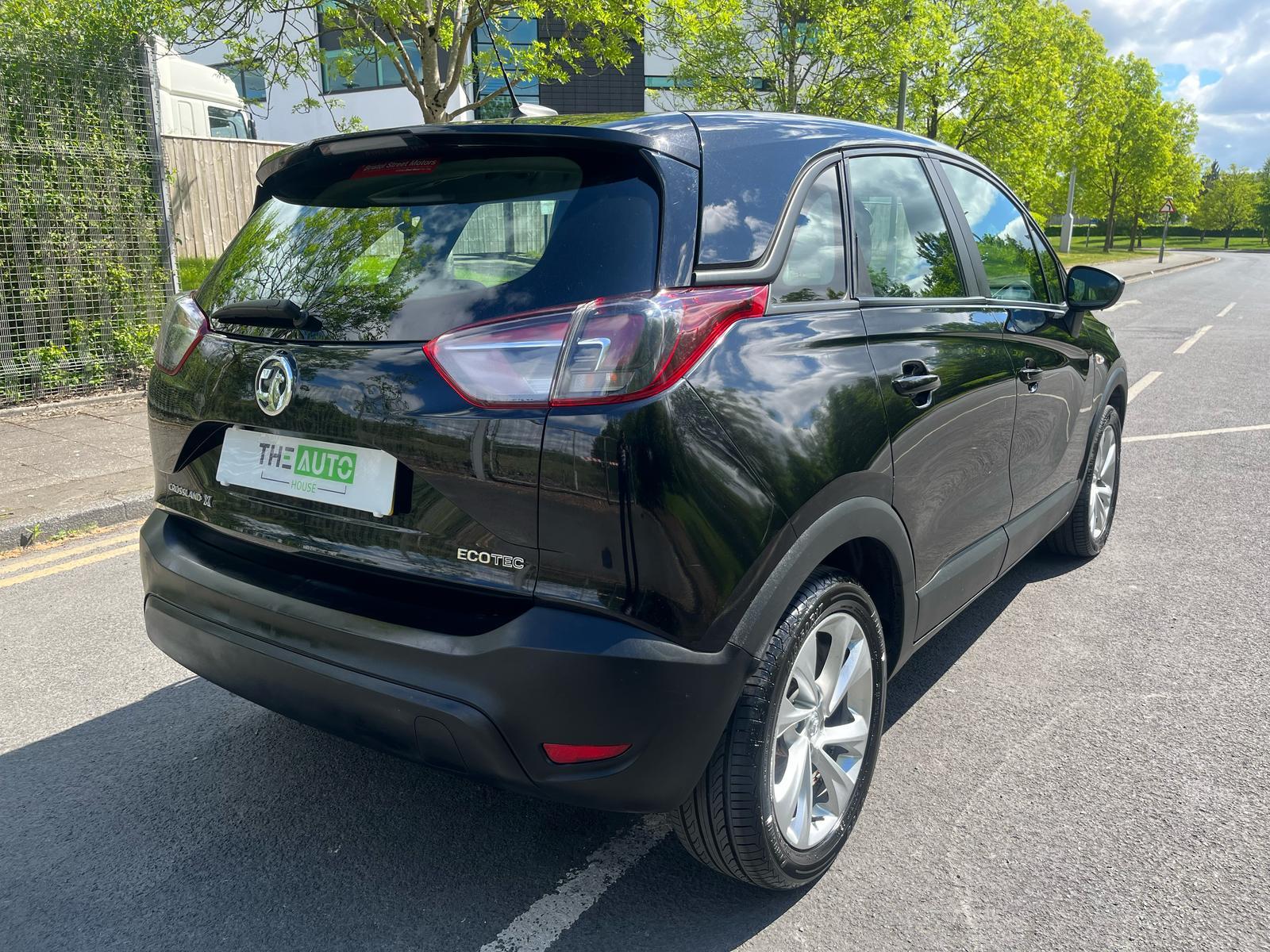 Vauxhall Crossland X 1.2 Turbo ecoTEC GPF SE SUV 5dr Petrol Manual Euro 6 (s/s) (110 ps)
