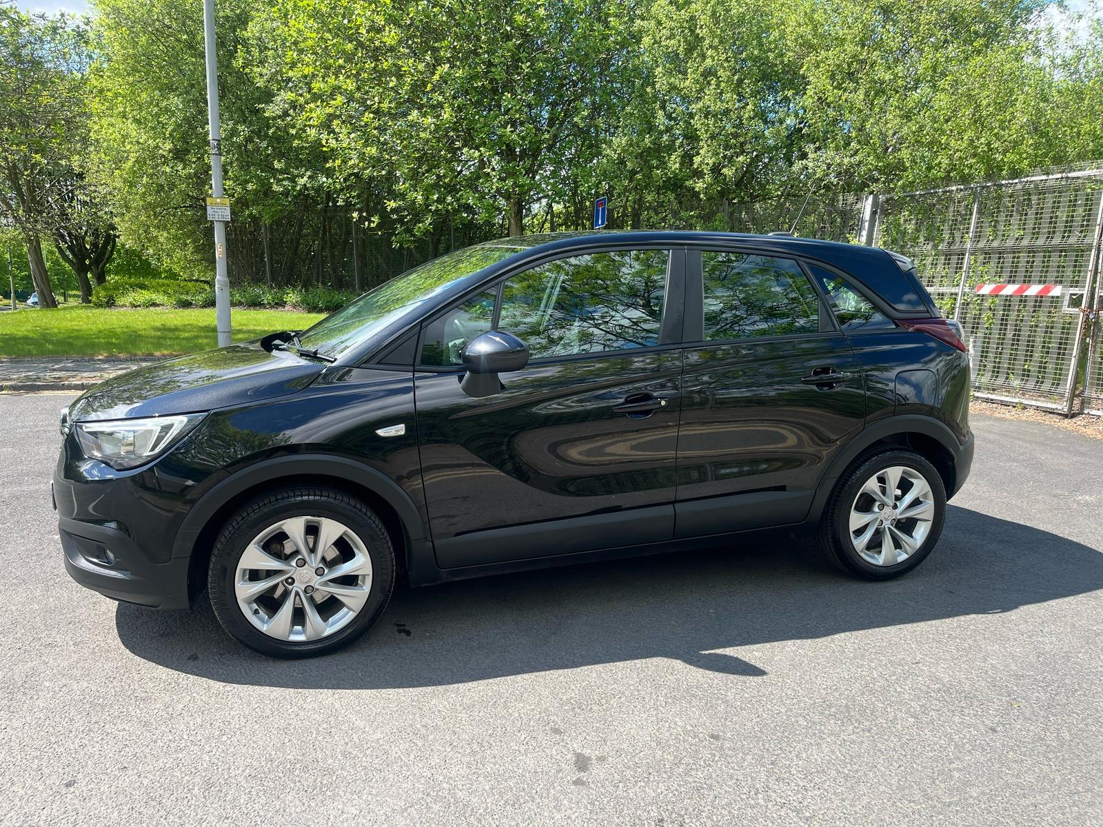 Vauxhall Crossland X 1.2 Turbo ecoTEC GPF SE SUV 5dr Petrol Manual Euro 6 (s/s) (110 ps)