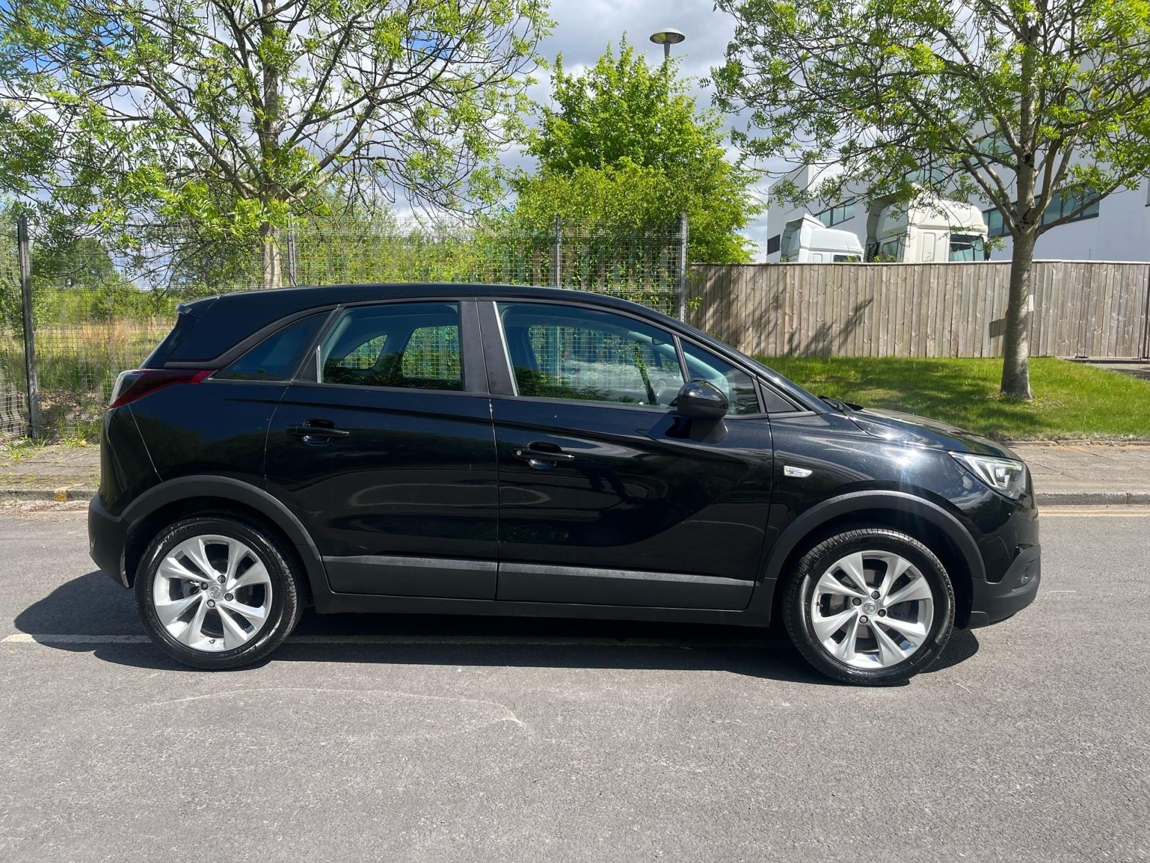 Vauxhall Crossland X 1.2 Turbo ecoTEC GPF SE SUV 5dr Petrol Manual Euro 6 (s/s) (110 ps)