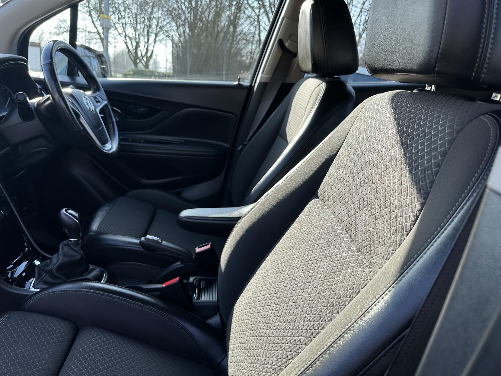 Vauxhall Mokka X 1.4i Turbo ecoTEC Griffin SUV 5dr Petrol Manual Euro 6 (s/s) (140 ps)