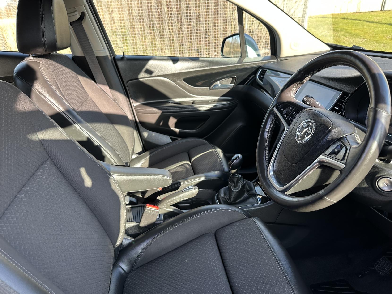 Vauxhall Mokka X 1.4i Turbo ecoTEC Griffin SUV 5dr Petrol Manual Euro 6 (s/s) (140 ps)