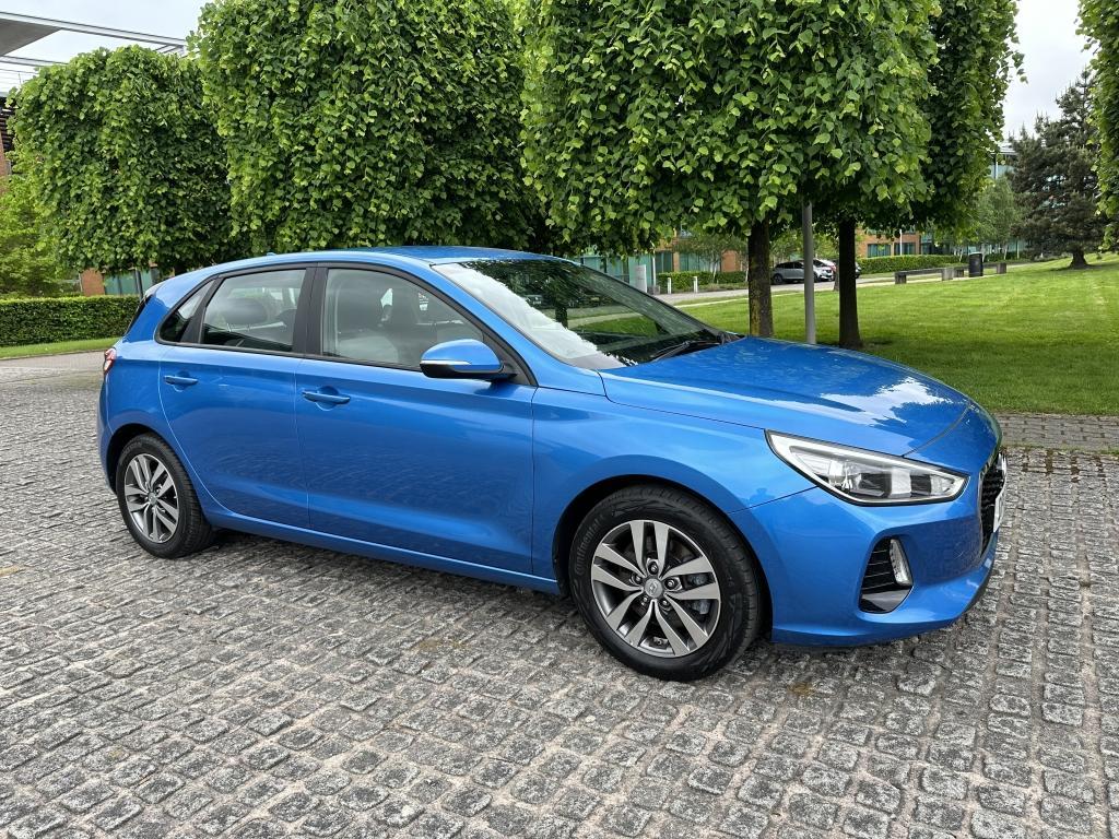 Hyundai I30 DIESEL HATCHBACK 1.6 CRDI SE NAV 5DR Manual