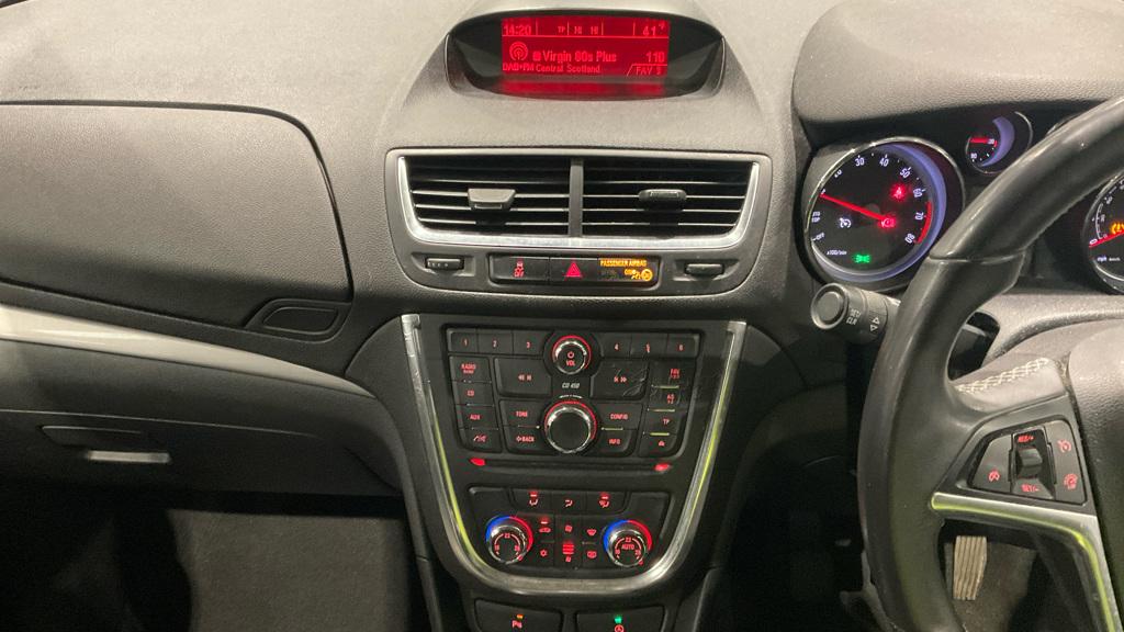 Vauxhall Mokka 1.6i Exclusiv SUV 5dr Petrol Manual 2WD Euro 6 (s/s) (115 ps)
