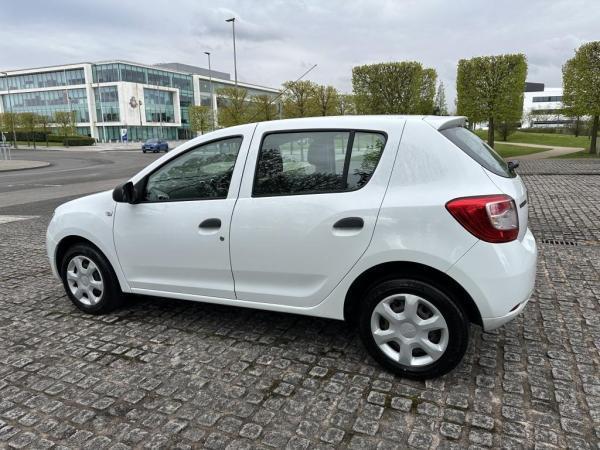 Dacia Sandero 1.2 Ambiance Hatchback 5dr Petrol Manual Euro 5 (75 ps)