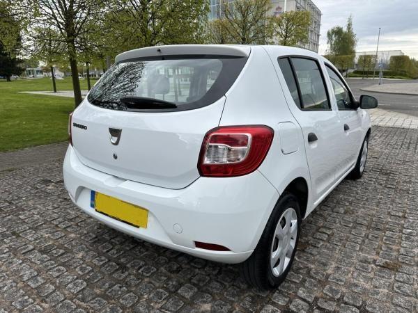 Dacia Sandero 1.2 Ambiance Hatchback 5dr Petrol Manual Euro 5 (75 ps)