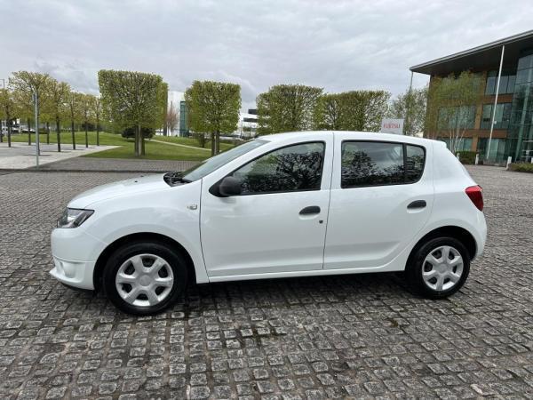 Dacia Sandero 1.2 Ambiance Hatchback 5dr Petrol Manual Euro 5 (75 ps)