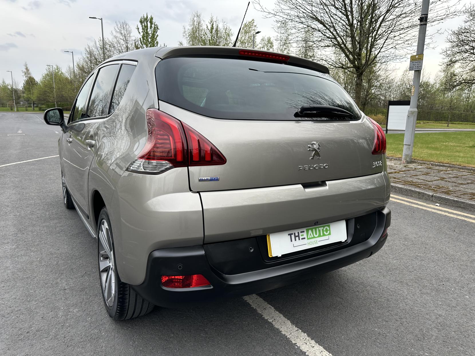 Peugeot 3008 1.6 BlueHDi Allure SUV 5dr Diesel EAT Euro 6 (s/s) (120 ps)