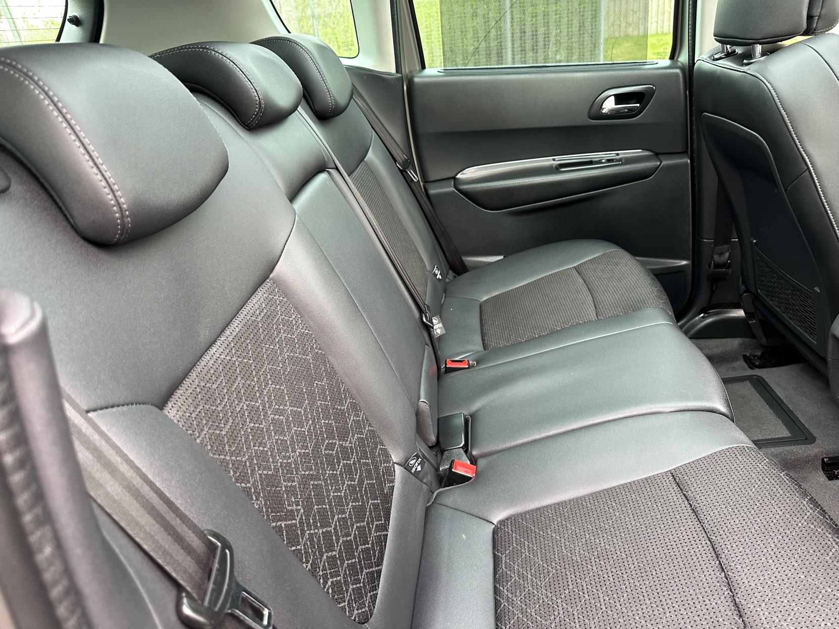 Peugeot 3008 1.6 BlueHDi Allure SUV 5dr Diesel EAT Euro 6 (s/s) (120 ps)