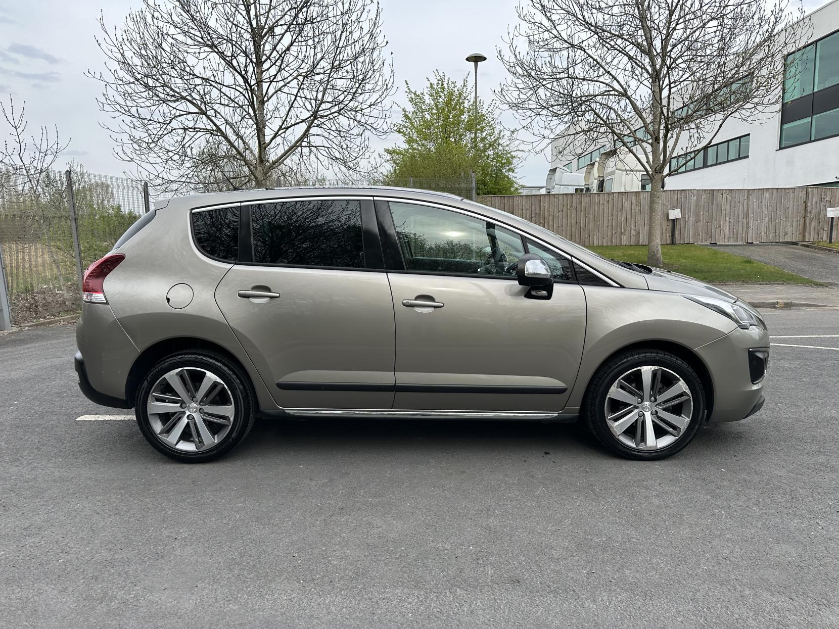 Peugeot 3008 1.6 BlueHDi Allure SUV 5dr Diesel EAT Euro 6 (s/s) (120 ps)
