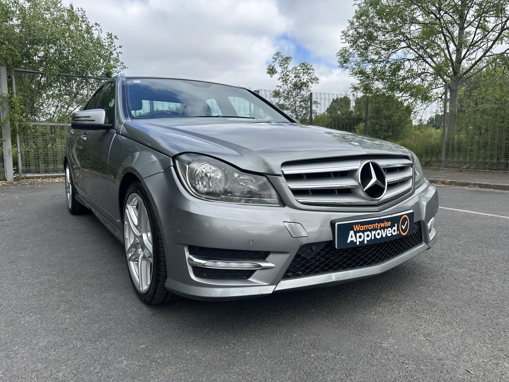 Mercedes-Benz C Class 2.1 C220 CDI BlueEfficiency Sport Saloon 4dr Diesel G-Tronic+ Euro 5 (s/s) (170 ps)