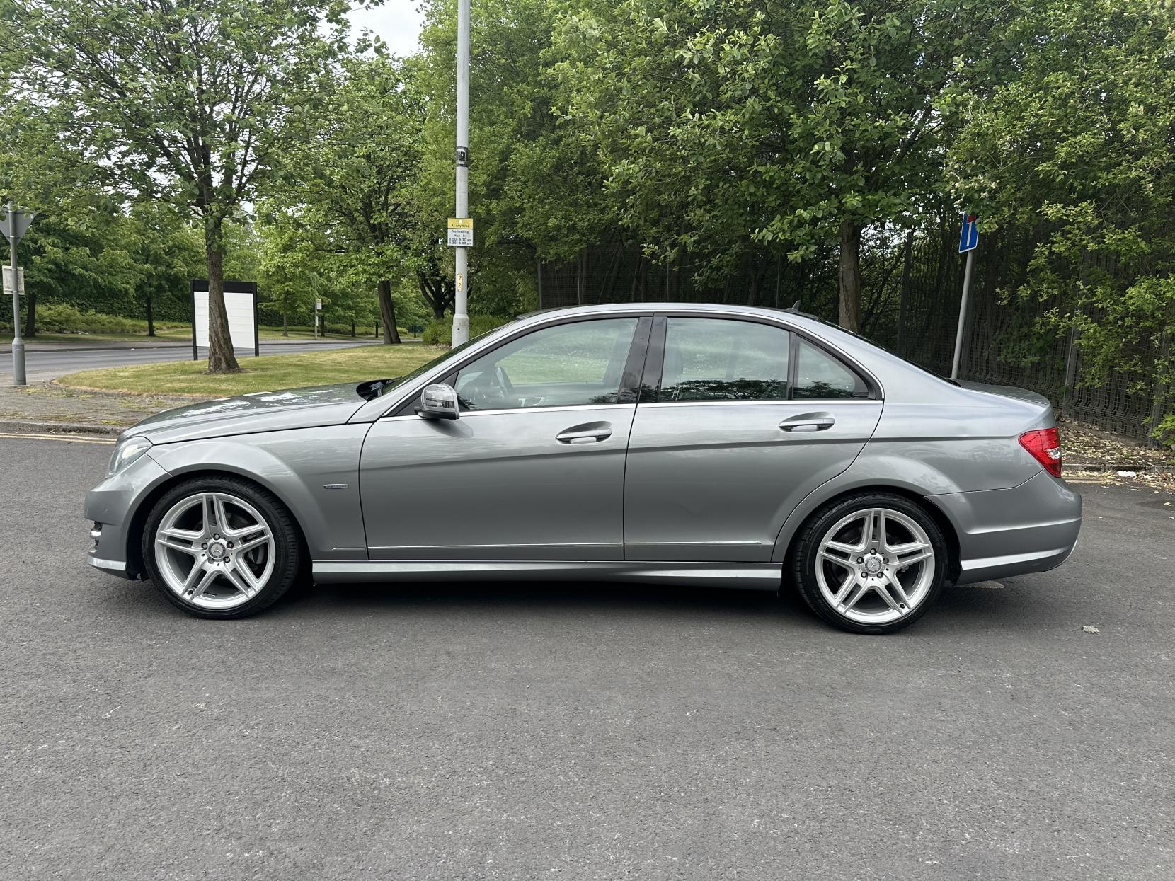 Mercedes-Benz C Class 2.1 C220 CDI BlueEfficiency Sport Saloon 4dr Diesel G-Tronic+ Euro 5 (s/s) (170 ps)