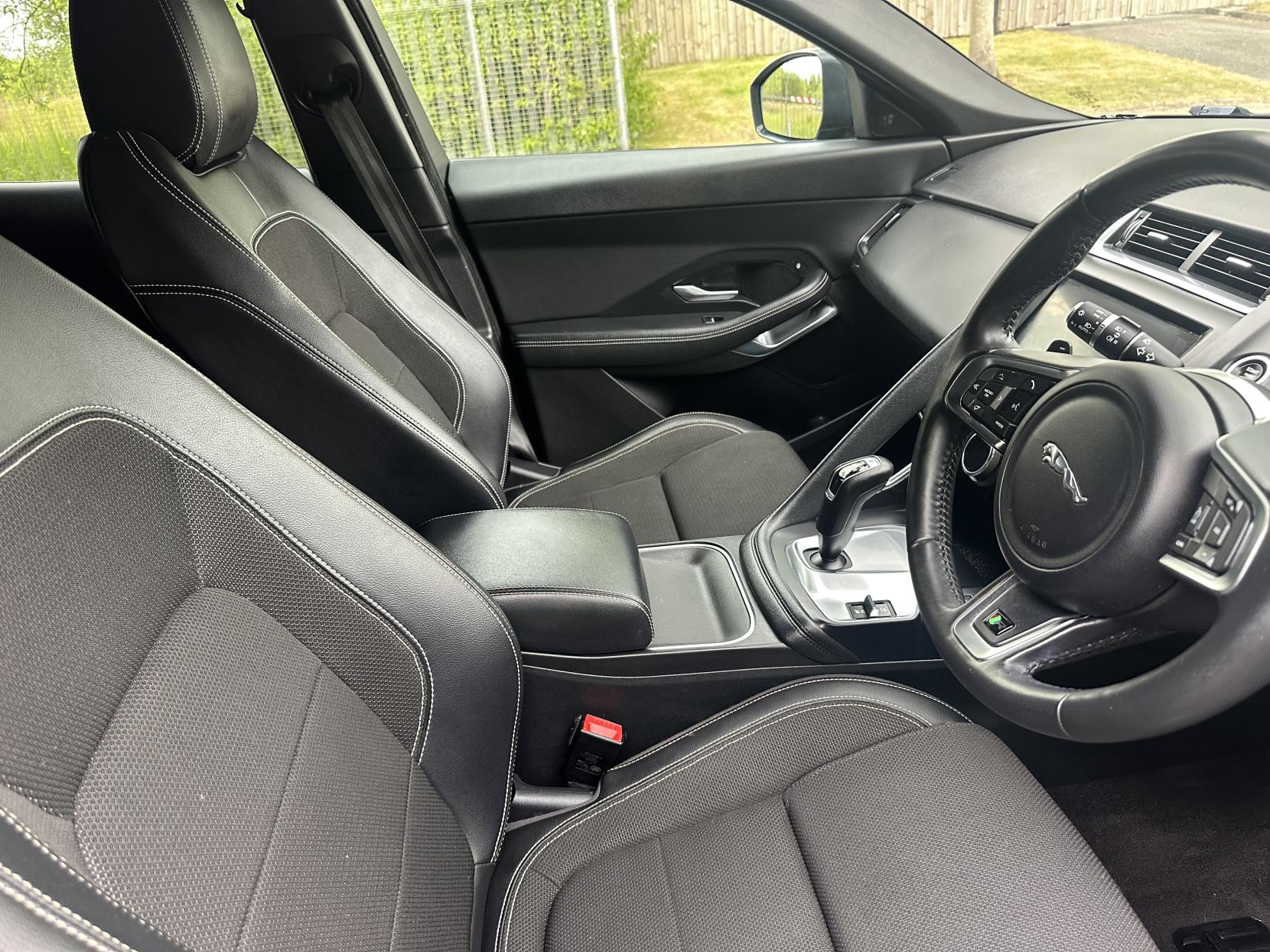 Jaguar E-PACE 2.0 D180 R-Dynamic SUV 5dr Diesel Auto AWD Euro 6 (s/s) (180 ps)
