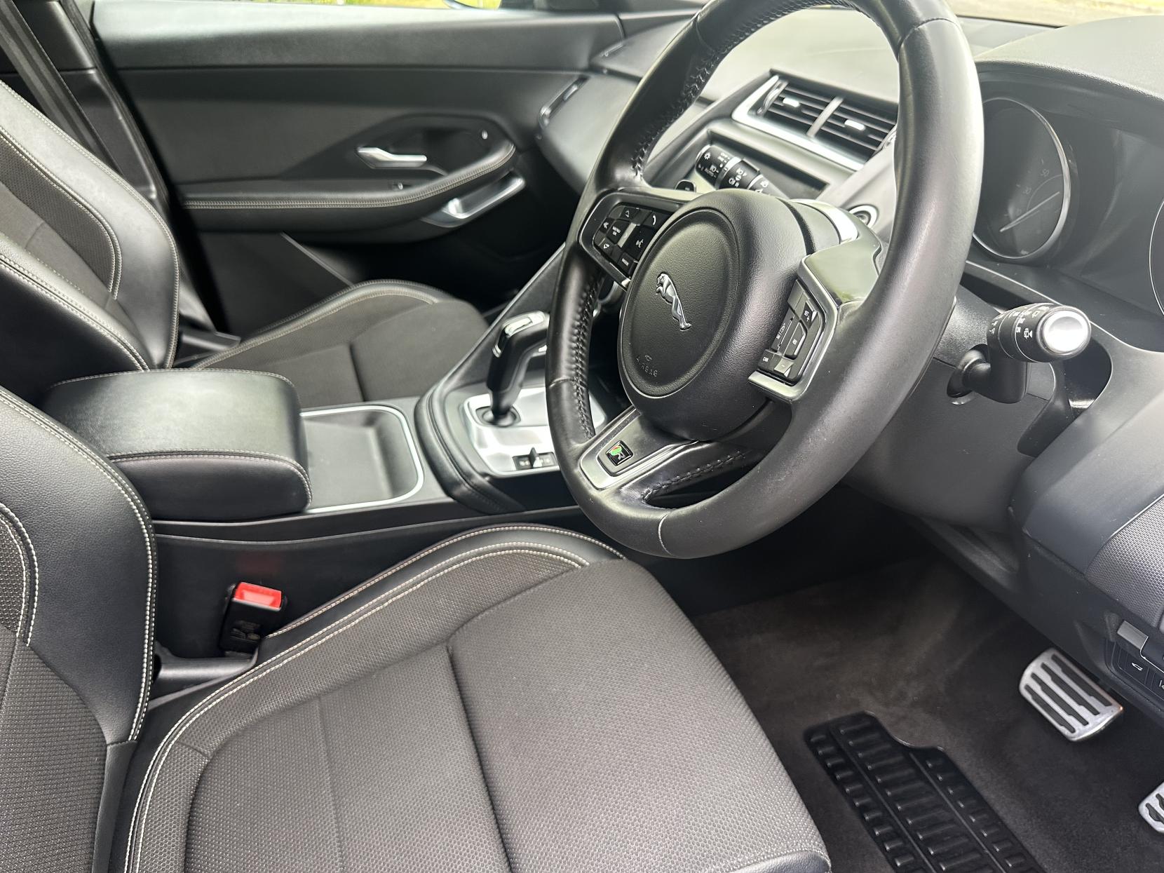 Jaguar E-PACE 2.0 D180 R-Dynamic SUV 5dr Diesel Auto AWD Euro 6 (s/s) (180 ps)